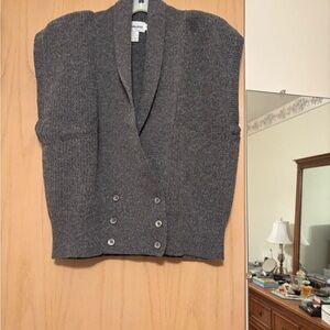 JH Collectibles Charcoal Sleeveless Sweater Vest Tag Small But Large-Xtra Large.